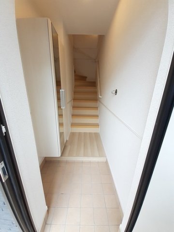 玄関　収納もある玄関です