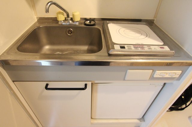 キッチン　他のお部屋の参考写真となります。