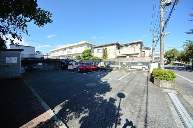駐車場　☆駐車場☆