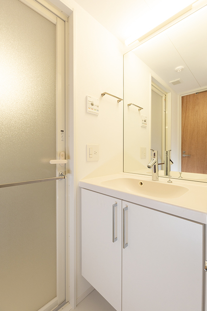 洗面設備　※写真は同タイプ住戸です。