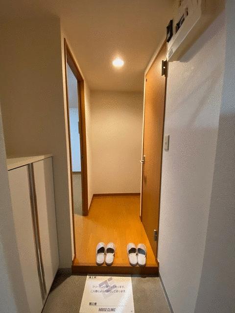 玄関　?