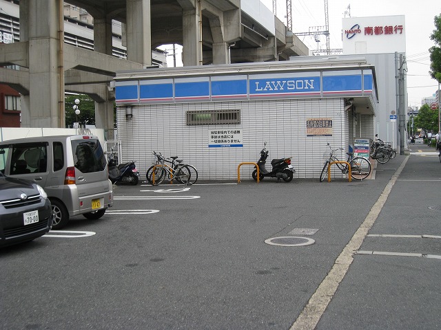 コンビニ　ローソン 東大阪高井田元町店（コンビニ）まで395m