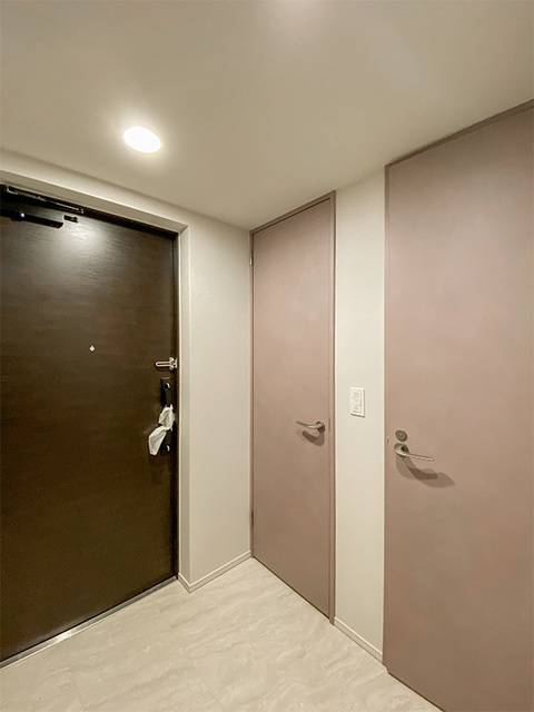 玄関　※写真は同タイプ住戸です。