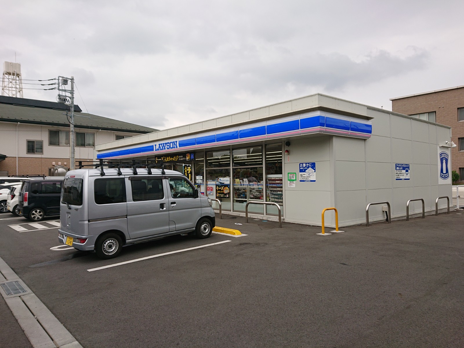 コンビニ　ローソンさいたま東浦和七丁目店（コンビニ）まで122m