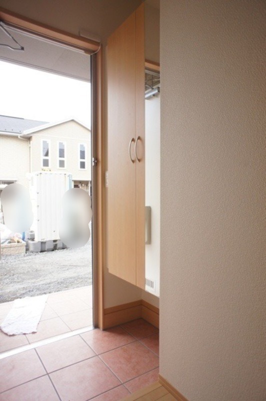 玄関　図面と現状に相違がある場合には現状を優先