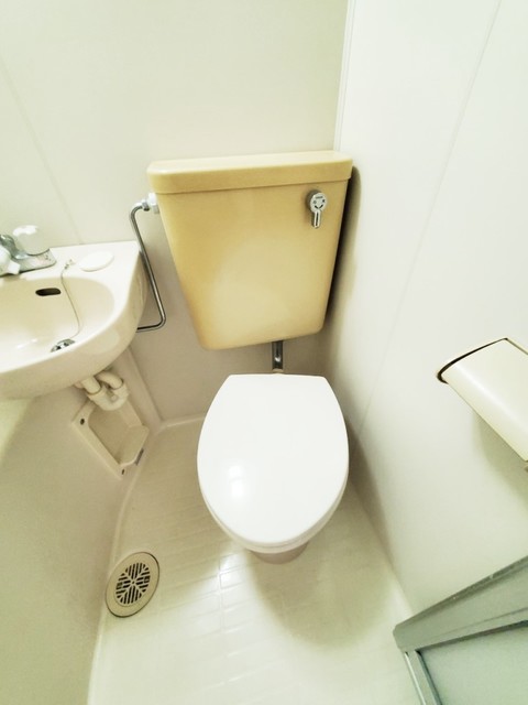 トイレ　同仕様参考写真