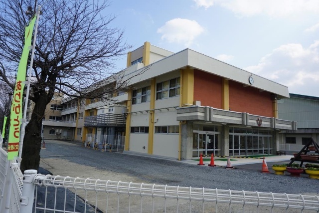 小学校　郡山市立赤木小学校（小学校）まで549m