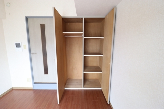 収納　クローゼット