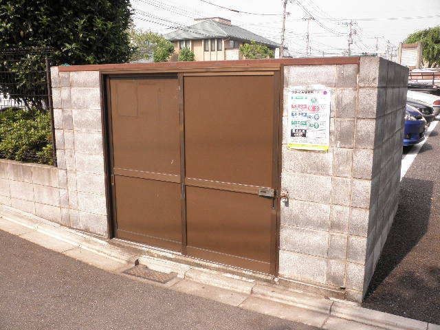 エントランス　★敷地内ゴミ置場★