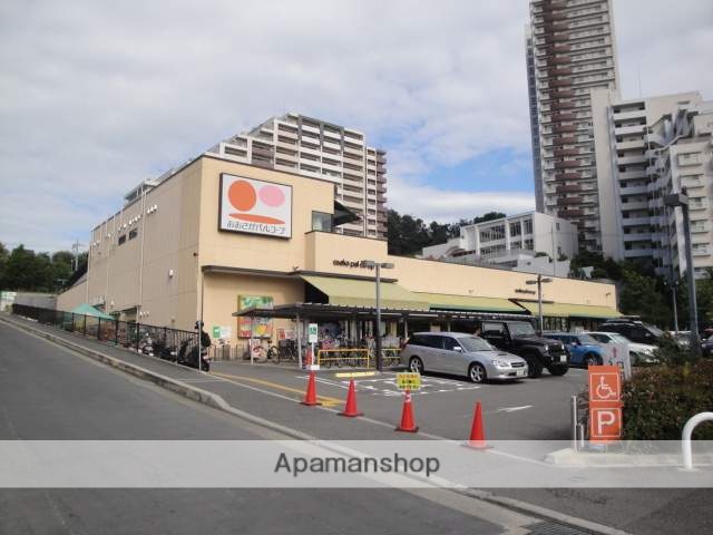 スーパー　生活協同組合おおさかパルコープ枚方公園店（スーパー）まで578m
