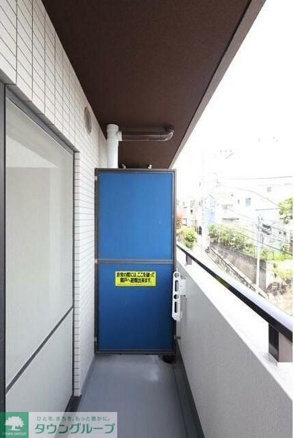バルコニー　同物件別部屋写真