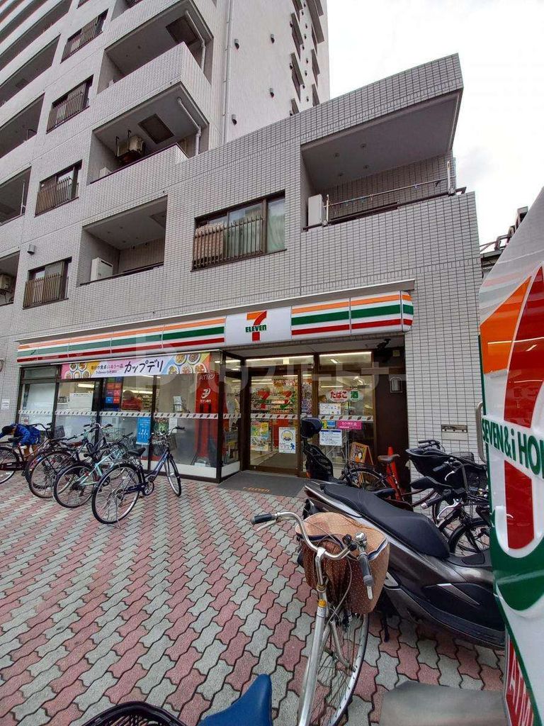 コンビニ　セブンイレブン東向島1丁目店（コンビニ）まで370m