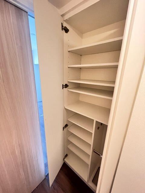 収納　?