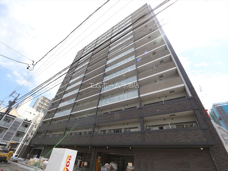 建物外観　外観　オートロック防犯カメラTVモニターホン宅配BOX完備