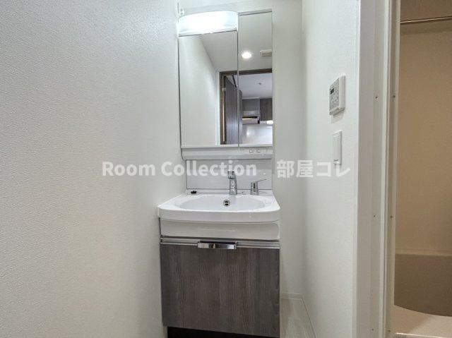 洗面設備　※同物件他部屋写真 反転の場合有