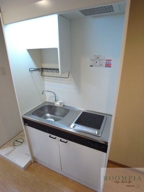 キッチン　同タイプの別のお部屋です。