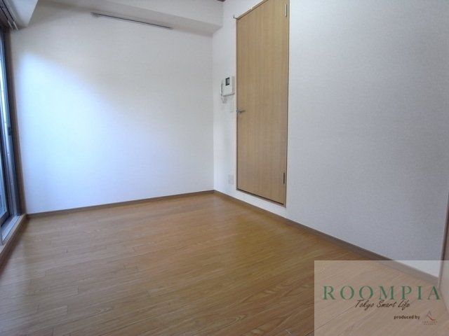 居室・リビング　同タイプの別のお部屋です。