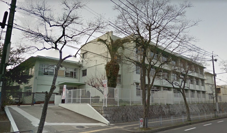 小学校　富田林市立高辺台小学校（小学校）まで250m