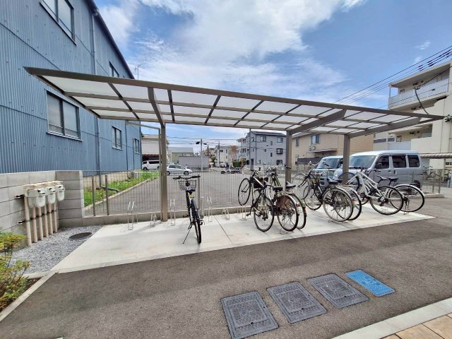 駐車場　★駐輪場★