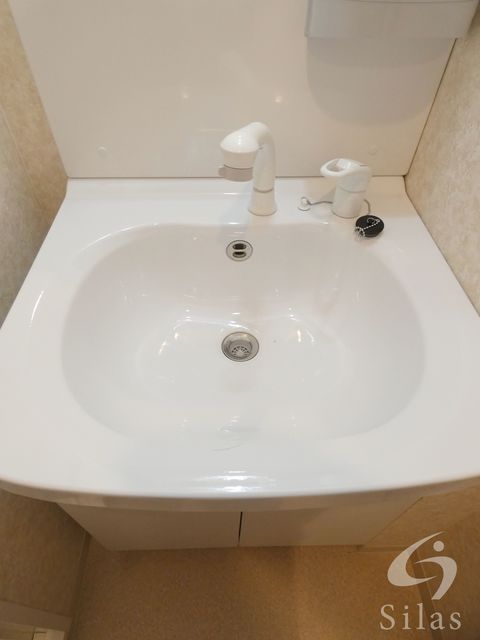 洗面設備　同仕様