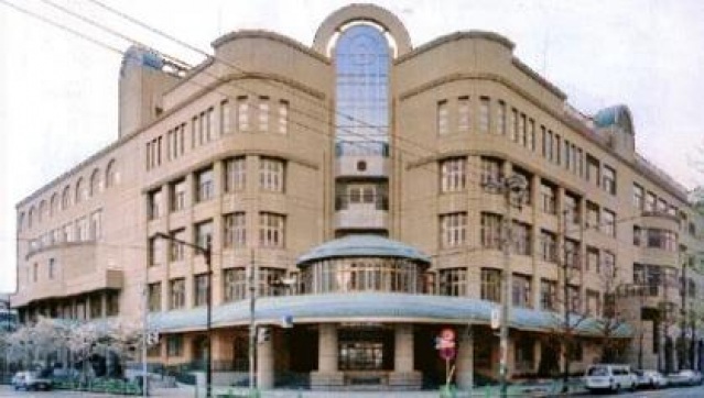 小学校　中央区立月島第三小学校（小学校）まで785m