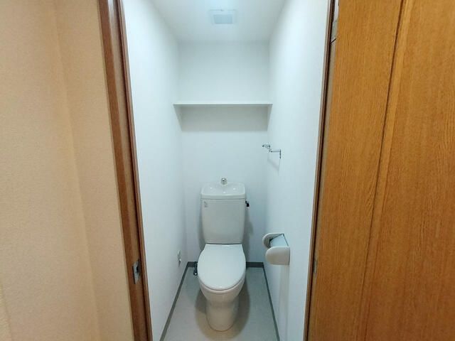 トイレ　別部屋参考写真