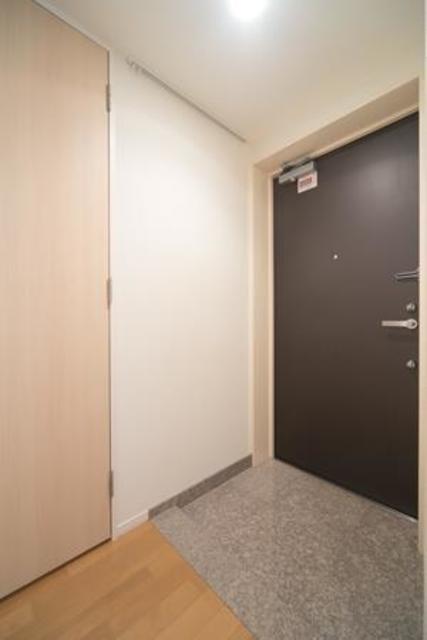 玄関　※写真は同タイプ住戸です。