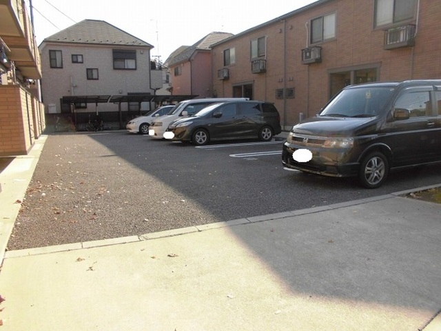 駐車場　駐車場