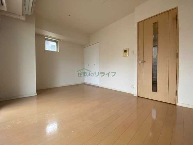 居室・リビング　※参考写真です。同じ間取りの別部屋になります。