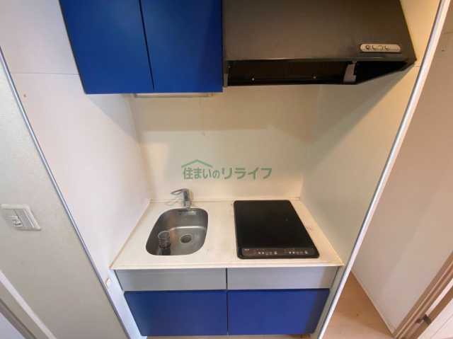 キッチン　※参考写真です。同じ間取りの別部屋になります。