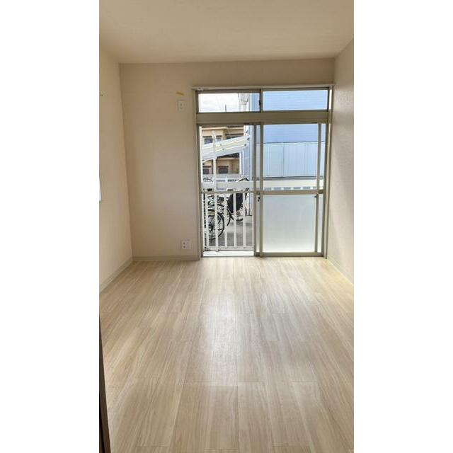 その他部屋・スペース　洋室６帖