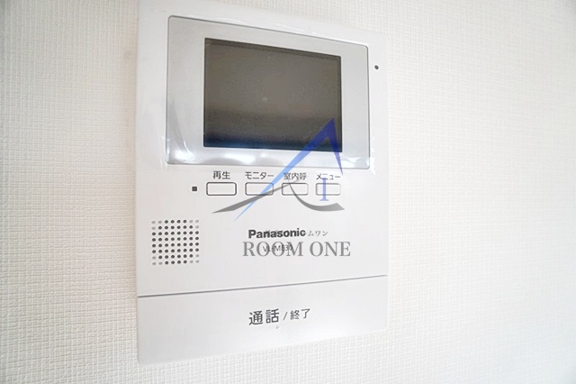 セキュリティ　モニター付きインターホンです。