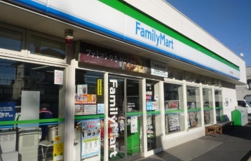 コンビニ　ファミリーマート豊玉中三丁目店（コンビニ）まで289m
