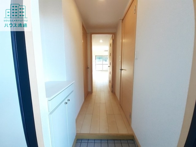 玄関　４０２