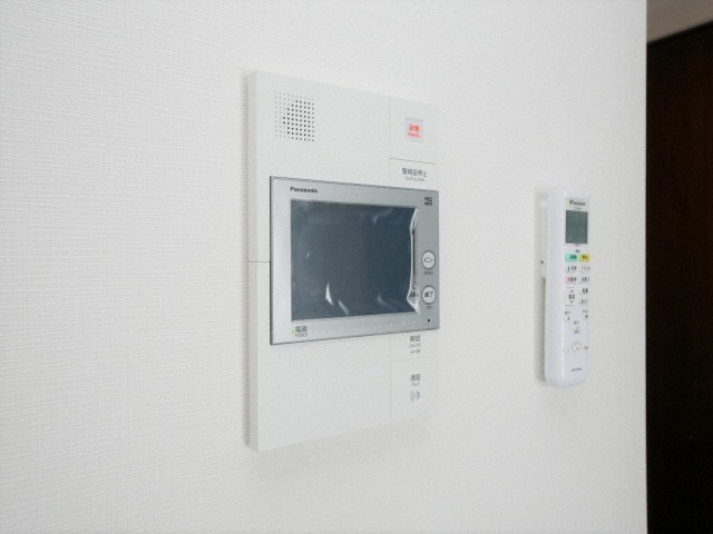セキュリティ　モニター付きインターホンです