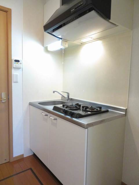キッチン　別部屋参考写真です