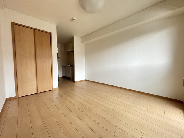居室・リビング　別部屋参考写真です
