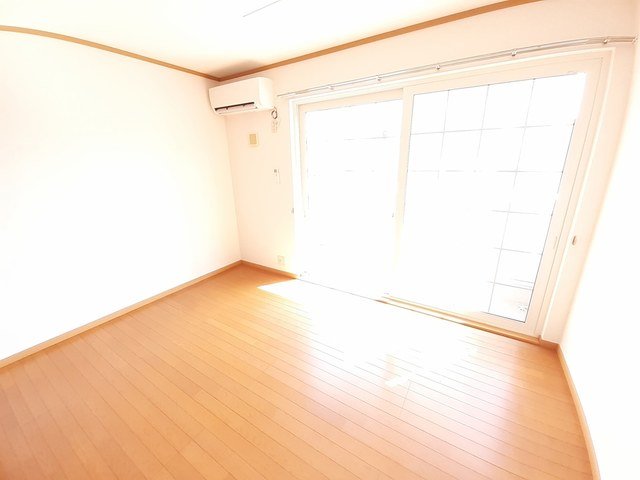 その他部屋・スペース　明るい色調の室内です
