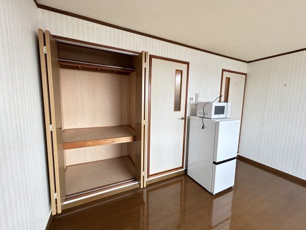 収納　明るい部屋です