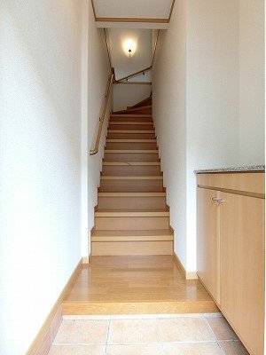玄関　収納もある玄関です
