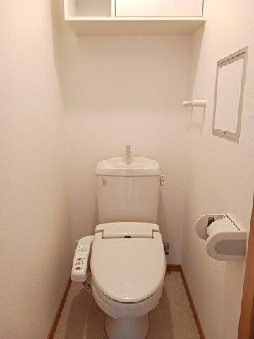 トイレ　トイレもきれいです