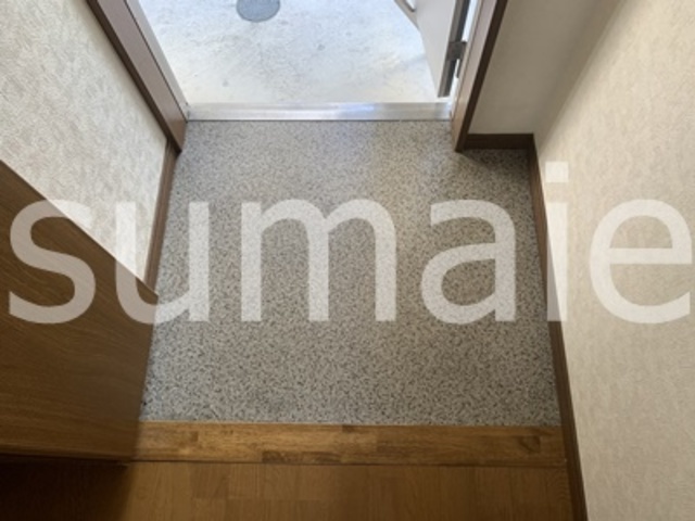 玄関　玄関です。※反転タイプです