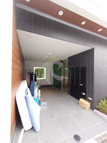 エントランス　The Well Mejiro