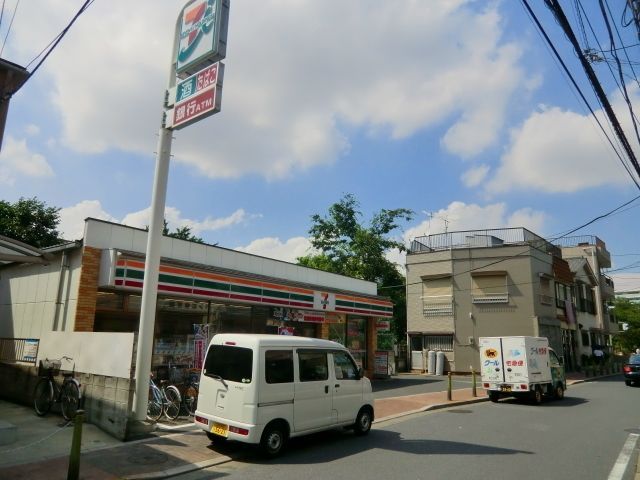 コンビニ　セブンイレブン（コンビニ）まで270m