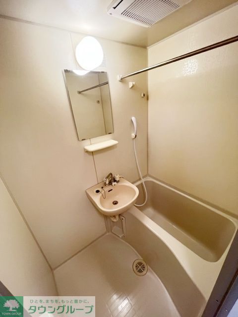 バス・シャワールーム　バス