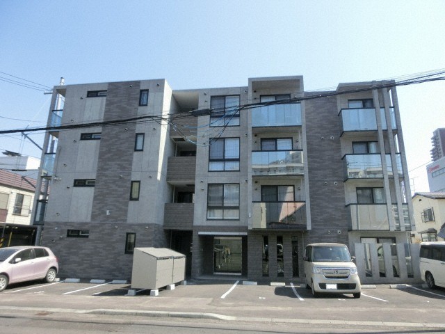 建物外観　☆地下鉄東西線【東札幌駅】まで徒歩3分！