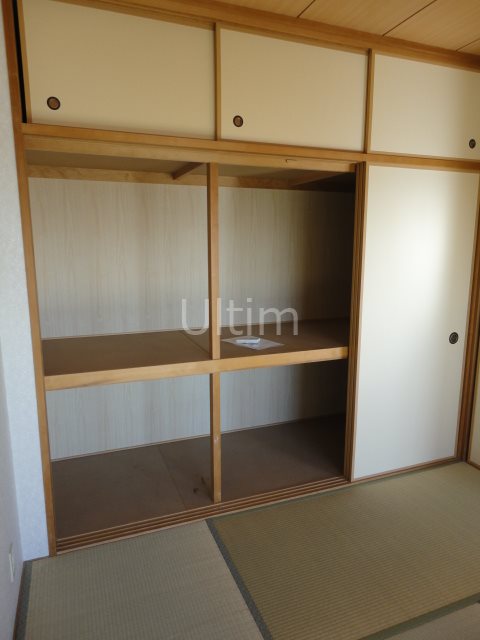 収納　違うお部屋の写真です。ご参考までに