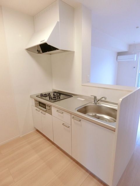 キッチン　☆ガスコンロ３口システムキッチン☆グリル付き☆