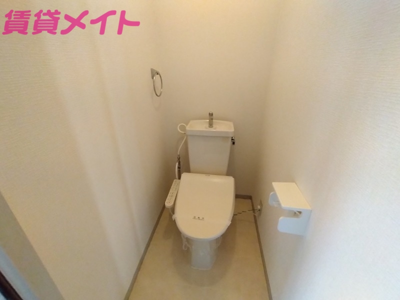 トイレ　別部屋画像参考