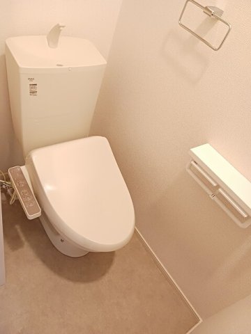 トイレ　トイレもきれいです